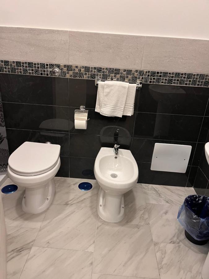 Oceania Hotels Napoli 43 Esterno foto
